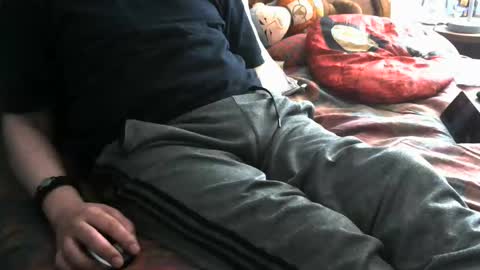 Willamyth online show from December 18, 2025, 4:51 am