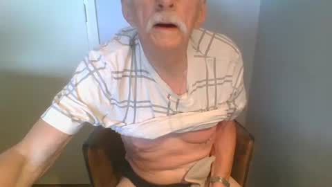 willem77779 online show from June 15, 2026, 9:55 am