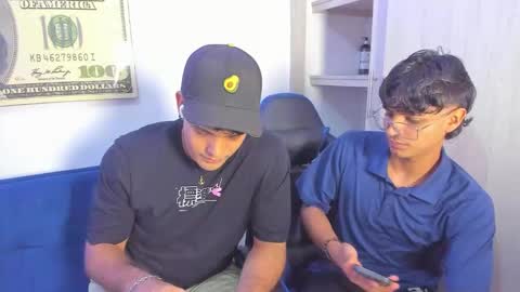 william_arrow online show from December 3, 2025, 11:47 pm