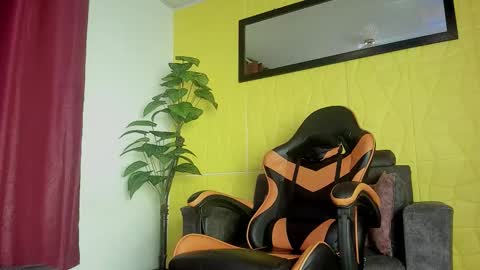 William Parra online show from September 18, 2025, 2:08 pm