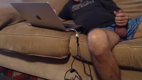 williamandmary online show from October 22, 2025, 2:06 pm