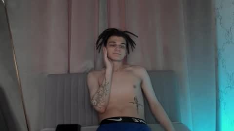 Willie online show from November 11, 2025, 10:15 am