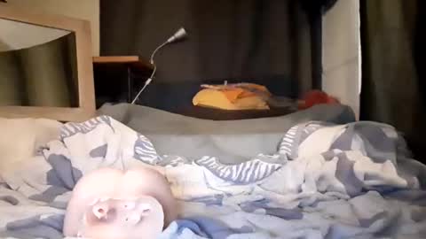 Snapshot of willinganalslut13 chatting on November 12, 2025, 10:30 pm willinganalslut13 online show from November 12, 2025, 10:30 pm