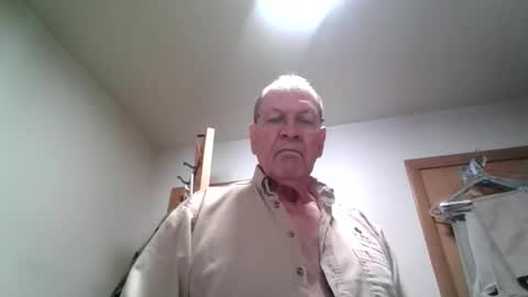 Snapshot of willnedoher chatting on January 9, 2025, 2:51 pm Willhedoher online show from January 9, 2025, 2:51 pm