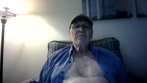 Snapshot of willnedoher chatting on February 12, 2025, 6:40 pm Willhedoher online show from February 12, 2025, 6:40 pm