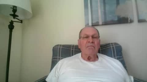 Snapshot of willnedoher chatting on March 8, 2025, 2:51 pm Willhedoher online show from March 8, 2025, 2:51 pm