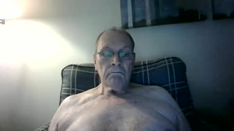 Snapshot of willnedoher chatting on September 29, 2025, 1:27 pm Willhedoher online show from September 29, 2025, 1:27 pm