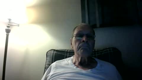 Snapshot of willnedoher chatting on October 5, 2025, 12:47 pm Willhedoher online show from October 5, 2025, 12:47 pm