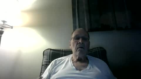Snapshot of willnedoher chatting on October 7, 2025, 12:35 pm Willhedoher online show from October 7, 2025, 12:35 pm