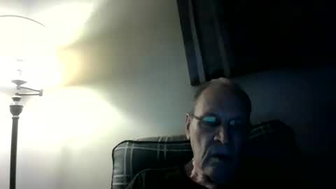 Snapshot of willnedoher chatting on October 17, 2025, 3:10 am Willhedoher online show from October 17, 2025, 3:10 am