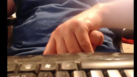 Snapshot of willowstick chatting on January 16, 2025, 3:23 am DrainMyBalls online show from January 16, 2025, 3:23 am