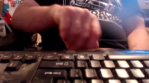 Snapshot of willowstick chatting on September 23, 2025, 11:41 pm DrainMyBalls online show from September 23, 2025, 11:41 pm