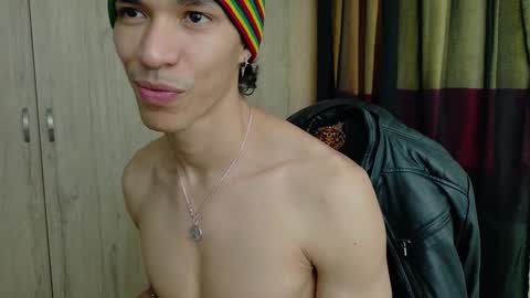 willy_veins online show from March 4, 2026, 9:32 pm