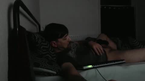 Snapshot of willybewildstone chatting on November 8, 2025, 2:34 am willybewildstone online show from November 8, 2025, 2:34 am