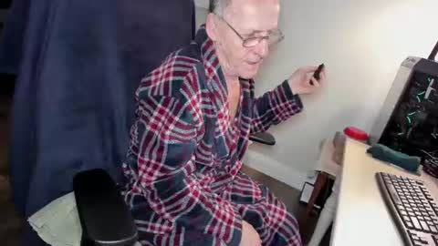WillySkynn online show from July 18, 2026, 3:11 am