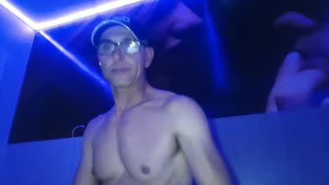 wiludoit online show from February 11, 2026, 2:49 am