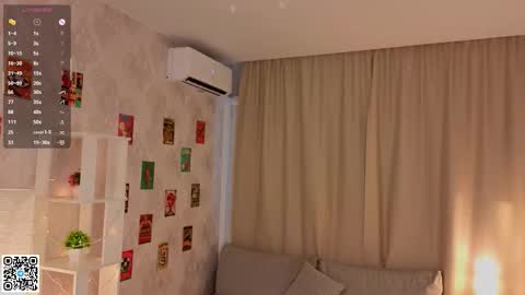 Kate online show from November 9, 2025, 4:44 am