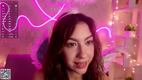 Kate online show from November 17, 2025, 4:07 am