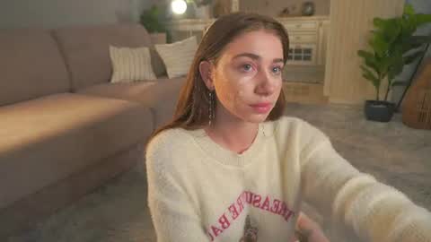 Lillian online show from July 13, 2026, 3:31 am