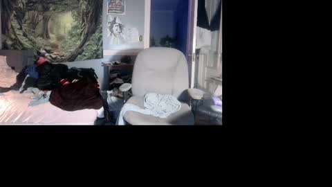 Snapshot of winter123137 chatting on December 30, 2024, 7:37 am Winter online show from December 30, 2024, 7:37 am