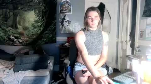 Snapshot of winter123137 chatting on February 12, 2025, 9:31 am Winter online show from February 12, 2025, 9:31 am