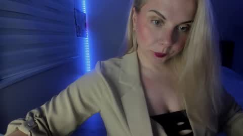 Winter Miracle online show from November 20, 2025, 5:18 am