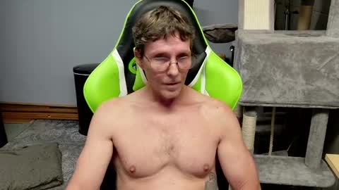 Snapshot of wirehead1970 chatting on October 2, 2025, 9:44 pm wirehead1970 online show from October 2, 2025, 9:44 pm