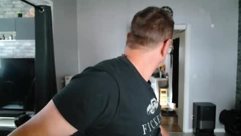 Dirty online show from June 4, 2026, 10:32 am