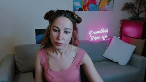 Sarah Curly online show from May 5, 2026, 9:12 pm
