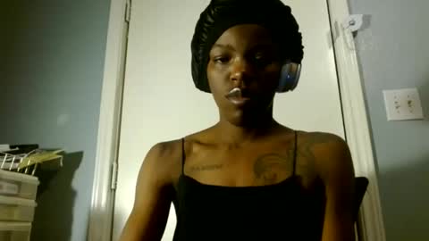 Snapshot of wishhwashy22 chatting on February 21, 2025, 3:56 am Chanel online show from February 21, 2025, 3:56 am