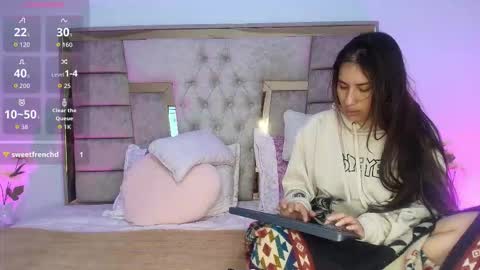 Snapshot of wishmakers_ chatting on February 9, 2026, 12:20 pm wishmakers_ online show from February 9, 2026, 12:20 pm