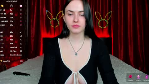 Kira online show from April 6, 2026, 6:14 am