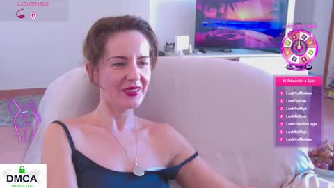 Witch in Silk online show from September 20, 2025, 1:56 pm