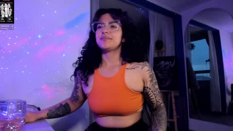 Snapshot of witchofhearts chatting on March 1, 2025, 11:04 pm Luna Violeta A r t i s t online show from March 1, 2025, 11:04 pm