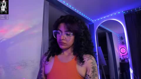 Snapshot of witchofhearts chatting on March 2, 2025, 5:12 am Luna Violeta A r t i s t online show from March 2, 2025, 5:12 am