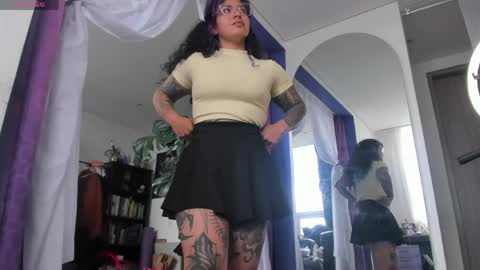     Luna Violeta  A r t i s t  online show from June 1, 2026, 2:08 pm