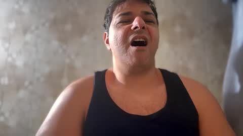 Snapshot of witebull83 chatting on December 2, 2024, 9:13 am Witebull online show from December 2, 2024, 9:13 am