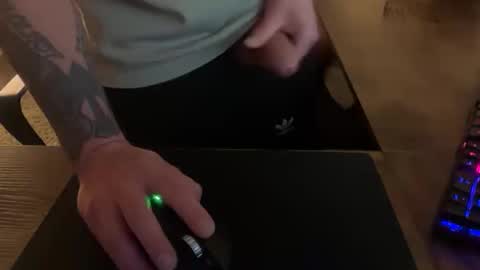 wiwik1987 online show from February 22, 2026, 2:34 am