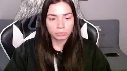 Snapshot of wolfs_daughter chatting on March 10, 2025, 2:17 am Alex online show from March 10, 2025, 2:17 am