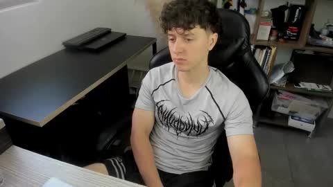 wolker_allan online show from December 19, 2025, 5:09 pm