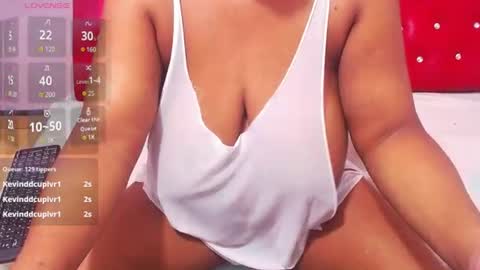 Snapshot of wonderfuldiana chatting on July 11, 2026, 8:44 pm online show from July 11, 2026, 8:44 pm