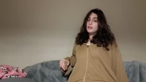 Stia online show from March 10, 2026, 3:06 pm