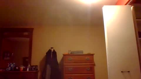 Snapshot of woodeee77 chatting on December 26, 2024, 1:18 am woodeee77 online show from December 26, 2024, 1:18 am