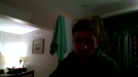 Snapshot of woodeee77 chatting on March 9, 2026, 12:14 am woodeee77 online show from March 9, 2026, 12:14 am