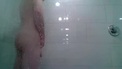 woodeee77 online show from April 25, 2026, 9:01 pm