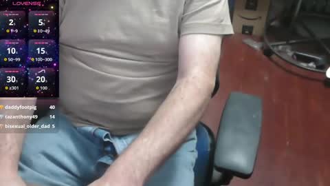 woodworker6473 online show from October 26, 2025, 1:00 am