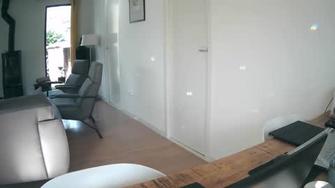 woodwurm and Snoeske online show from March 7, 2025, 10:24 am