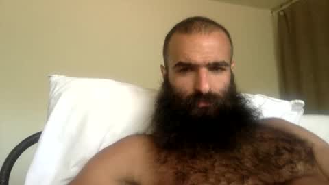 woof_wolf37 online show from April 5, 2026, 7:11 pm