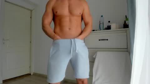 Snapshot of woolfiie chatting on February 15, 2025, 11:39 am Wolfie online show from February 15, 2025, 11:39 am