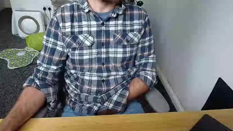 Snapshot of wooyay chatting on September 18, 2025, 1:57 pm Wooyay online show from September 18, 2025, 1:57 pm